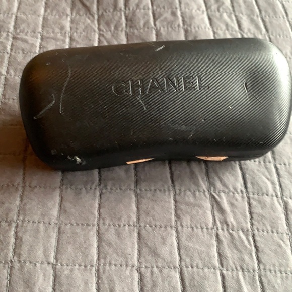 CHANEL 😎 Sunglasses model 6007 - Picture 10 of 15